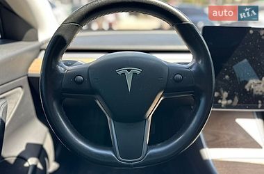 Седан Tesla Model 3 2019 в Миколаєві