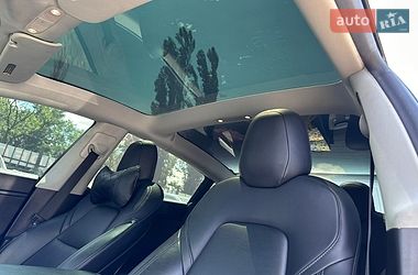 Седан Tesla Model 3 2019 в Миколаєві