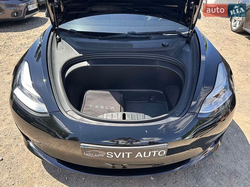 Седан Tesla Model 3 2019 в Миколаєві