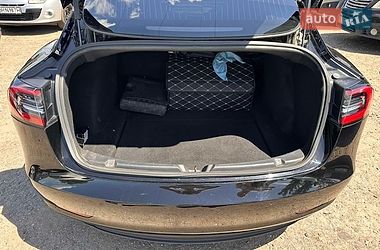 Седан Tesla Model 3 2019 в Миколаєві
