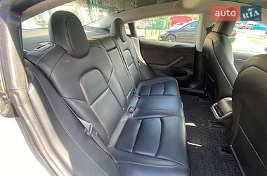 Седан Tesla Model 3 2018 в Киеве