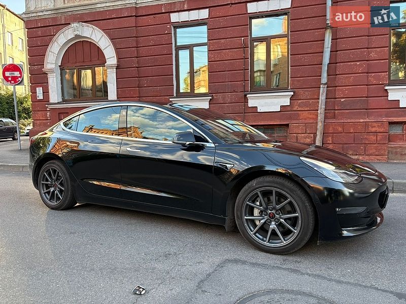 Седан Tesla Model 3 2020 в Вінниці фото 3 Седан Tesla Model 3 2020 в Вінниці