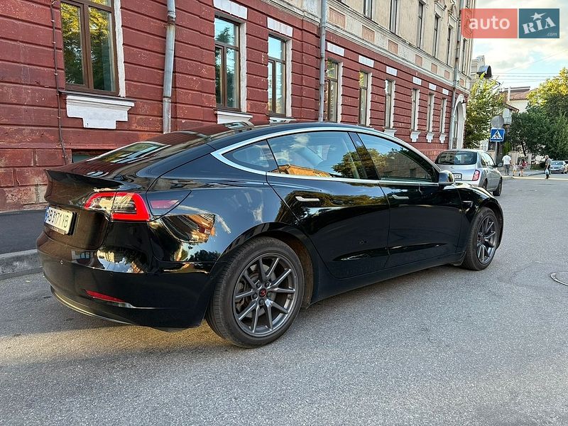 Седан Tesla Model 3 2020 в Вінниці фото 4 Седан Tesla Model 3 2020 в Вінниці