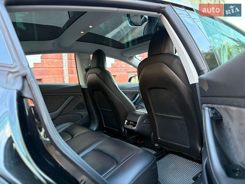 Седан Tesla Model 3 2020 в Вінниці фото 10 Седан Tesla Model 3 2020 в Вінниці