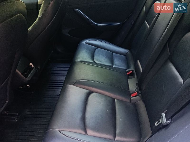 Седан Tesla Model 3 2022 в Кривом Роге фото 5 Седан Tesla Model 3 2022 в Кривом Роге