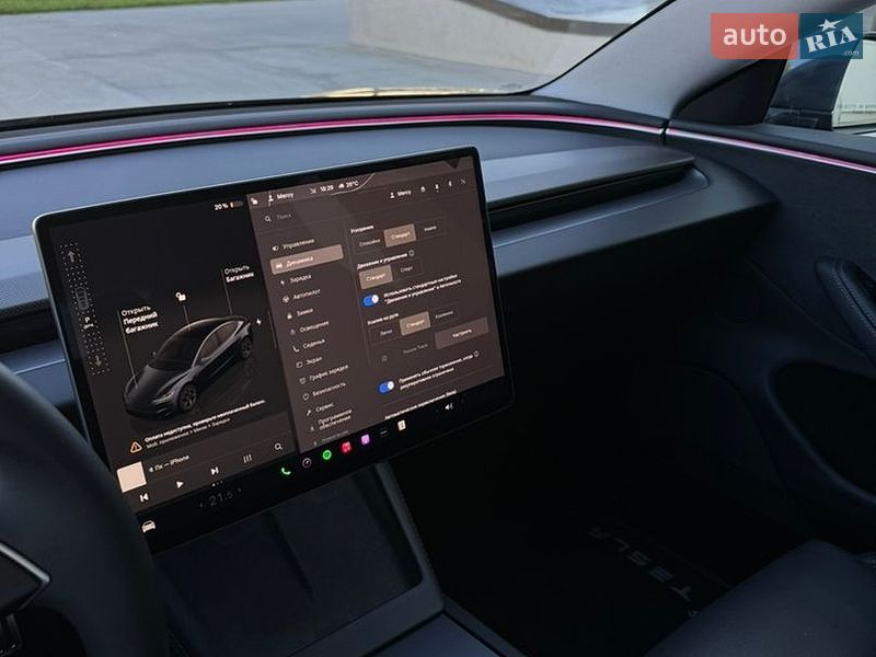 Седан Tesla Model 3 2024 в Луцке