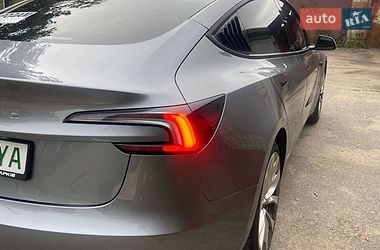 Седан Tesla Model 3 2025 в Львові