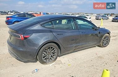 Седан Tesla Model 3 2024 в Киеве