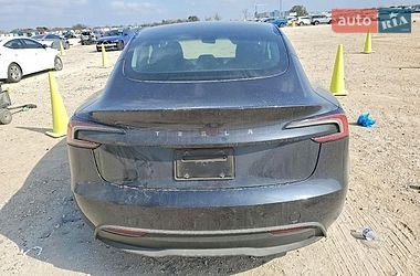 Седан Tesla Model 3 2024 в Киеве