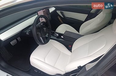 Седан Tesla Model 3 2019 в Киеве