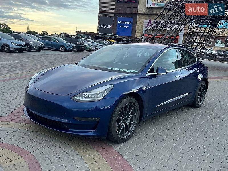 Tesla Model 3 2018