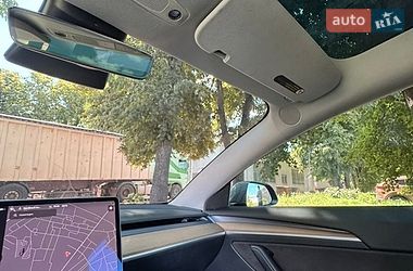 Седан Tesla Model 3 2021 в Кролевце