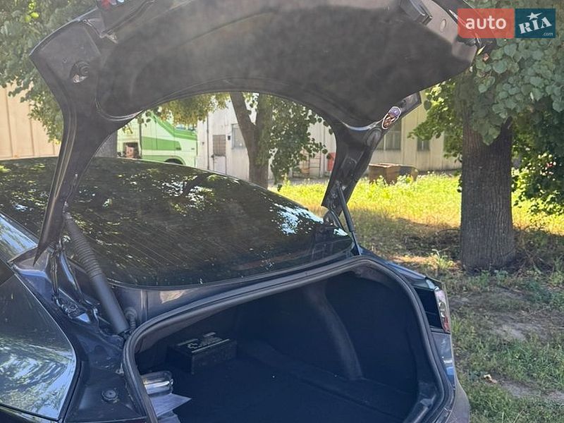 Седан Tesla Model 3 2021 в Кролевце