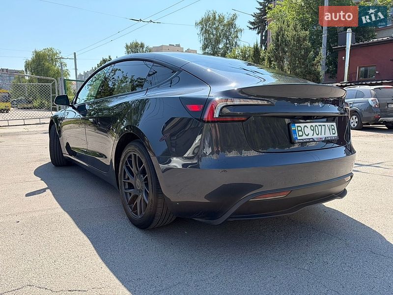 Седан Tesla Model 3 2024 в Львове фото 31 Седан Tesla Model 3 2024 в Львове