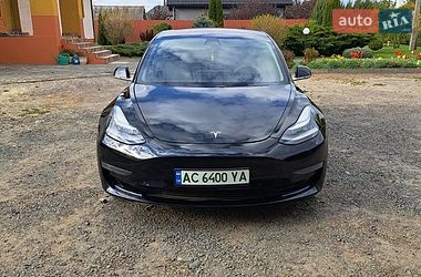 Седан Tesla Model 3 2018 в Луцке