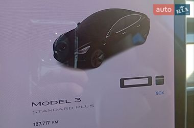 Седан Tesla Model 3 2020 в Городку