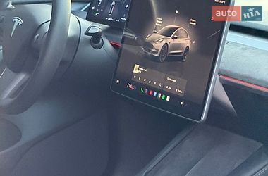 Седан Tesla Model 3 2022 в Броварах