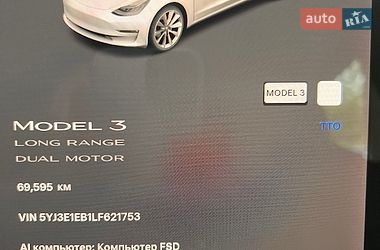 Седан Tesla Model 3 2019 в Броварах