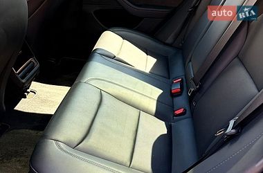 Седан Tesla Model 3 2024 в Львові