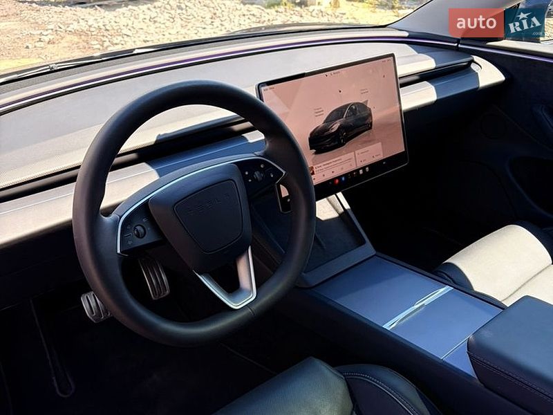 Седан Tesla Model 3 2024 в Львові