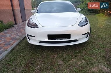 Седан Tesla Model 3 2019 в Киеве
