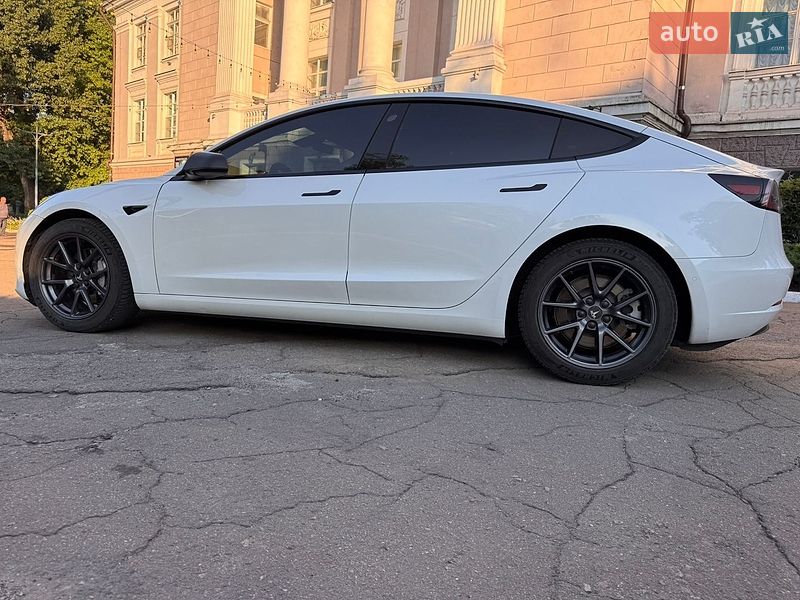 Седан Tesla Model 3 2021 в Каменском фото 14 Седан Tesla Model 3 2021 в Каменском