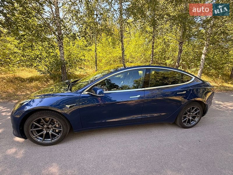 Седан Tesla Model 3 2019 в Лубнах фото 3 Седан Tesla Model 3 2019 в Лубнах