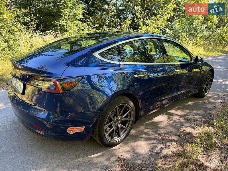 Седан Tesla Model 3 2019 в Лубнах фото 5 Седан Tesla Model 3 2019 в Лубнах