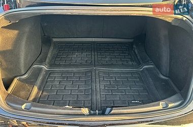 Седан Tesla Model 3 2019 в Львове