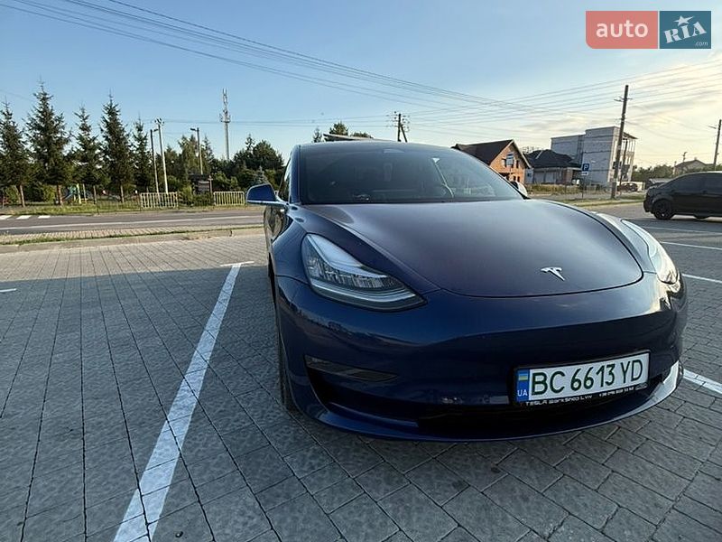 Седан Tesla Model 3 2020 в Львові фото 16 Седан Tesla Model 3 2020 в Львові