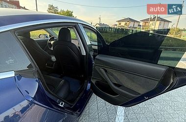 Седан Tesla Model 3 2020 в Львові фото 32 Седан Tesla Model 3 2020 в Львові