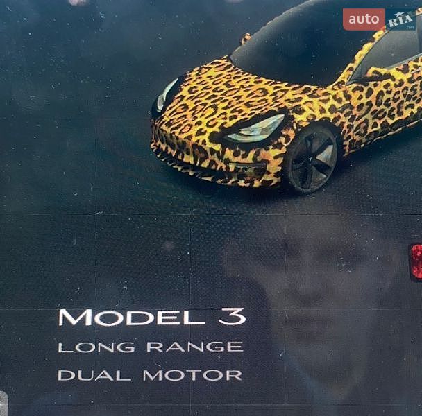 Седан Tesla Model 3 2021 в Львове
