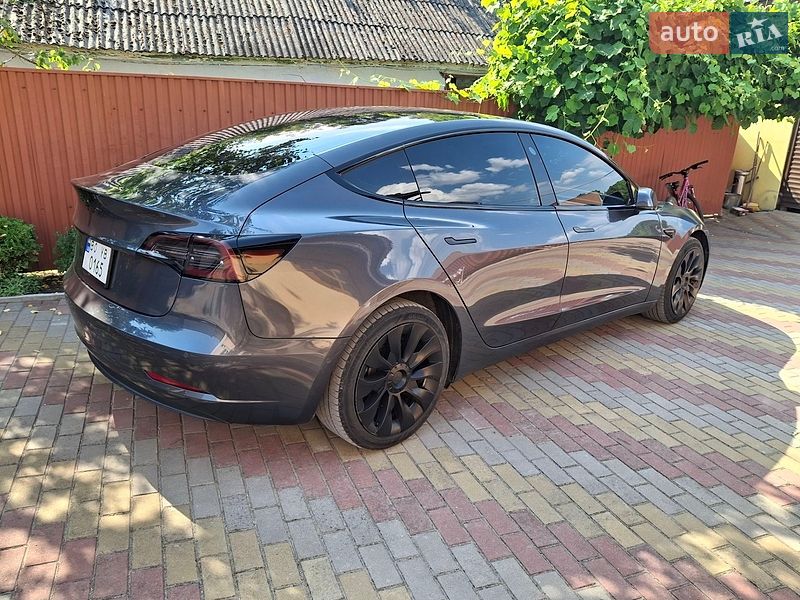 Tesla Model 3 2018