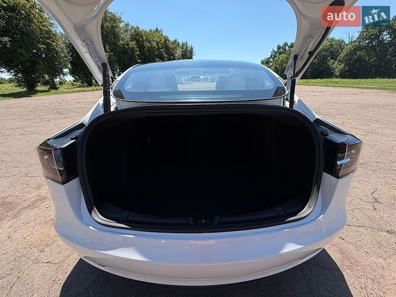 Седан Tesla Model 3 2021 в Тростянце фото 14 Седан Tesla Model 3 2021 в Тростянце