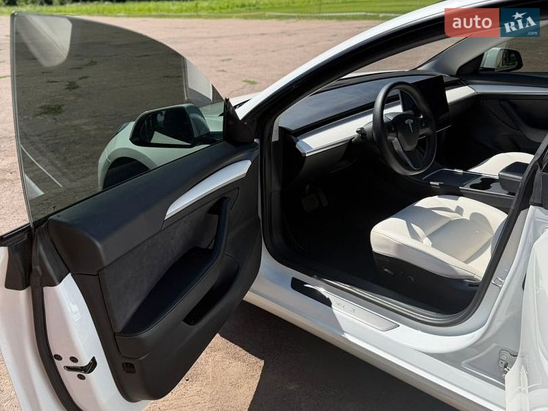 Седан Tesla Model 3 2021 в Тростянце фото 16 Седан Tesla Model 3 2021 в Тростянце