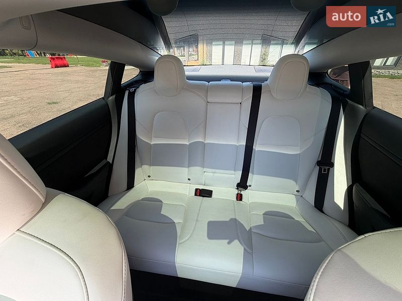 Седан Tesla Model 3 2021 в Тростянце фото 20 Седан Tesla Model 3 2021 в Тростянце