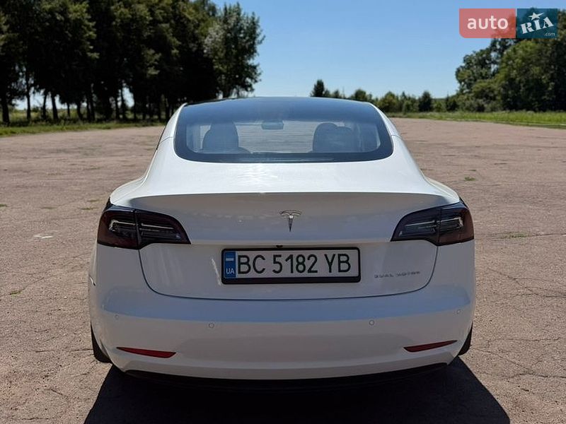 Седан Tesla Model 3 2021 в Тростянце фото 28 Седан Tesla Model 3 2021 в Тростянце