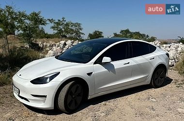 Седан Tesla Model 3 2022 в Одессе