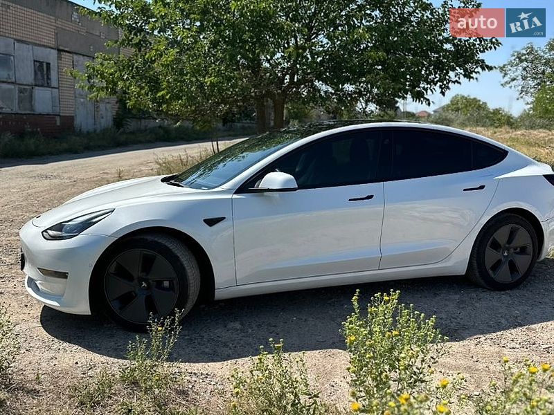 Седан Tesla Model 3 2022 в Одесі