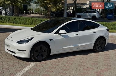 Седан Tesla Model 3 2023 в Одессе