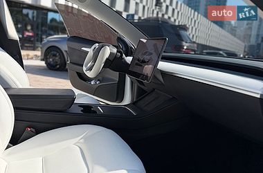 Седан Tesla Model 3 2023 в Одессе