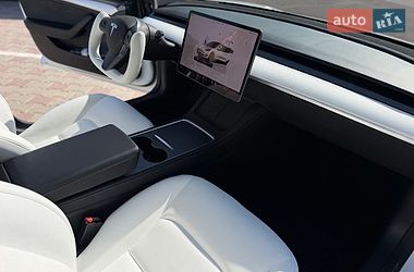 Седан Tesla Model 3 2023 в Одессе