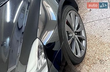 Седан Tesla Model 3 2018 в Днепре