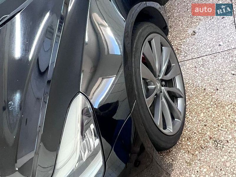 Седан Tesla Model 3 2018 в Днепре