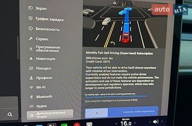 Седан Tesla Model 3 2022 в Киеве