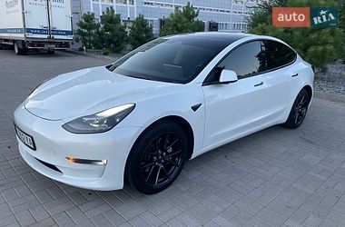 Седан Tesla Model 3 2022 в Днепре