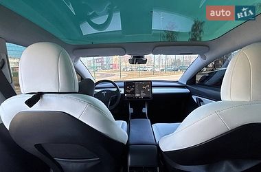 Седан Tesla Model 3 2020 в Виннице