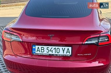 Седан Tesla Model 3 2020 в Виннице
