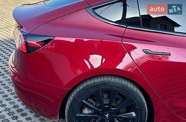Седан Tesla Model 3 2020 в Виннице
