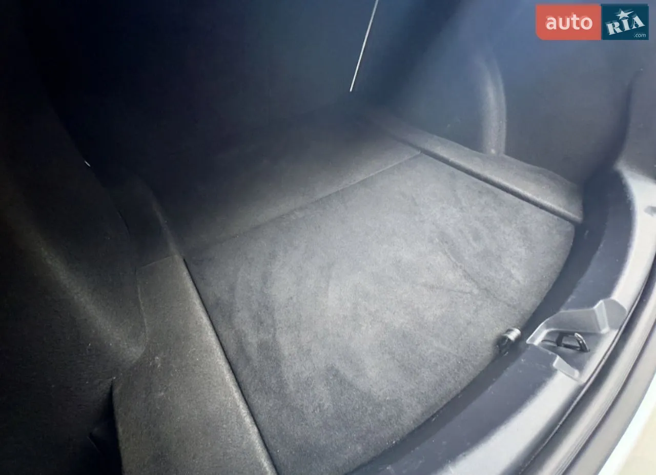 2021 Tesla Model 3 - мініатюра 10